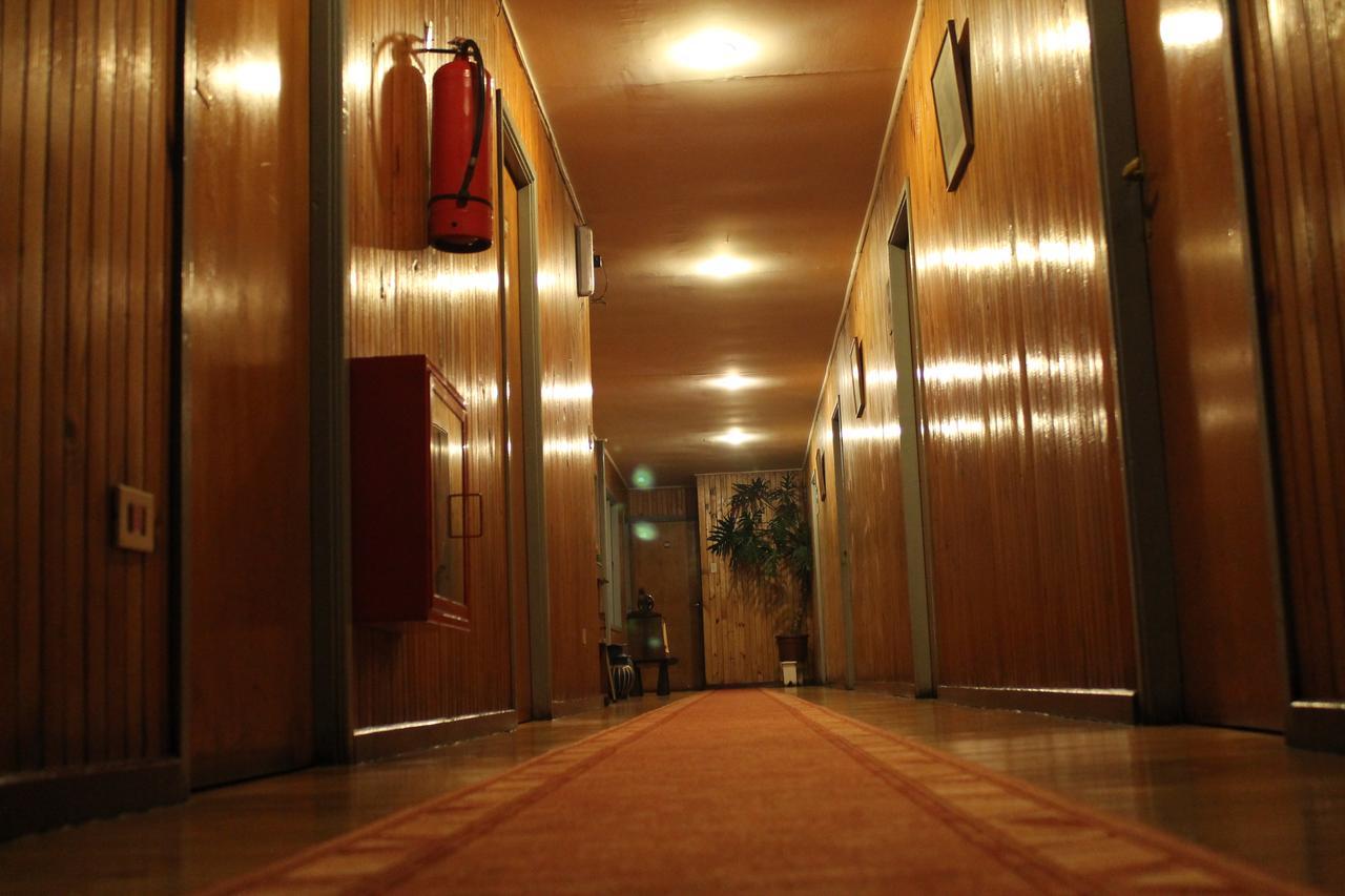 Hotel Kolping San Ambrosio ลินาเรส ภายนอก รูปภาพ
