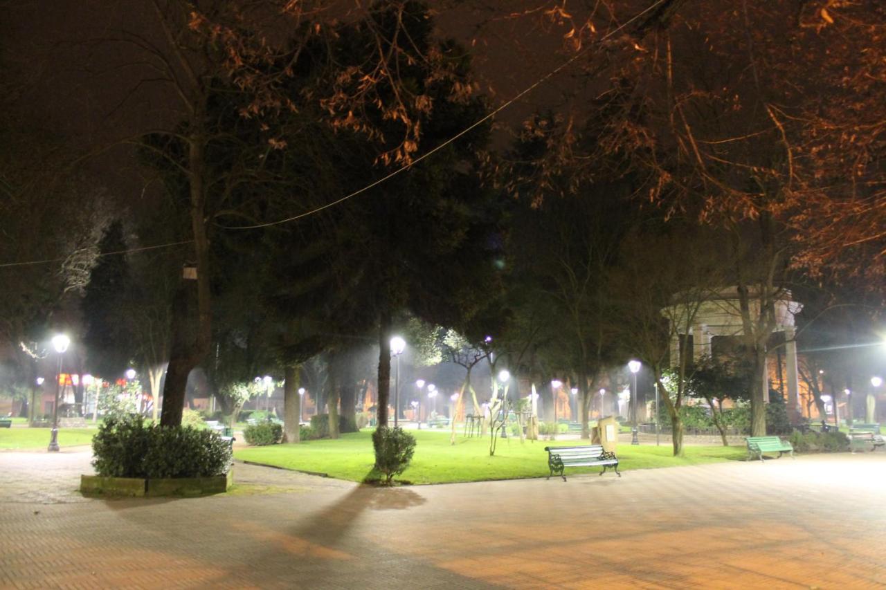 Hotel Kolping San Ambrosio ลินาเรส ภายนอก รูปภาพ